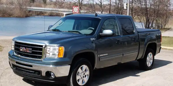 Descargar Manual de Propietario GMC Sierra 1500 2009