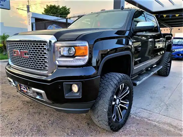 Descargar Manual de Propietario GMC Sierra 2014 en Español PDF Gratis