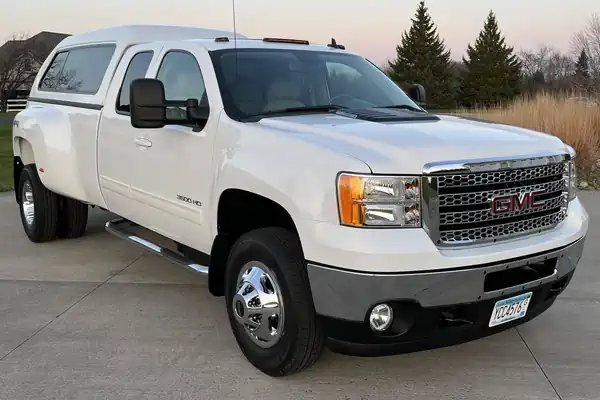 Descargar Manual de Propietario GMC Sierra 3500HD 2011