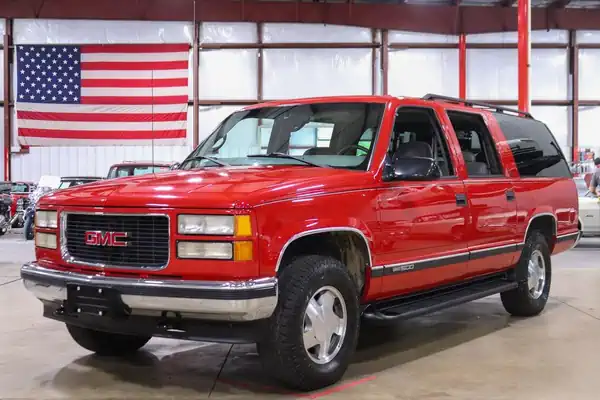 Descargar Manual de Propietario GMC Suburban 1999