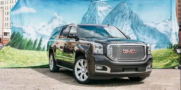 Descargar Manual de Propietario GMC Yukon Denali 2015 en Español PDF Gratis