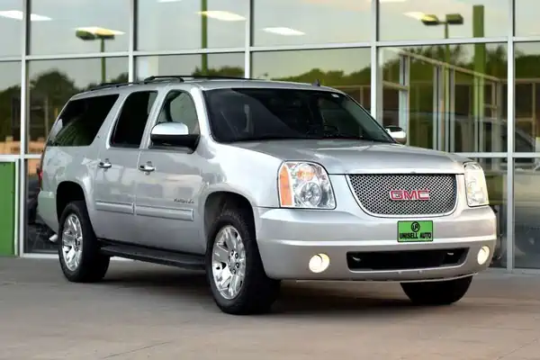 Descargar Manual de Propietario GMC Yukon XL 2013