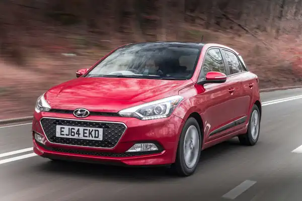 Descargar Manual de Propietario HYUNDAI I20 2015 en Español PDF Gratis