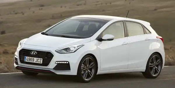 Descargar Manual de Propietario HYUNDAI I30 2016