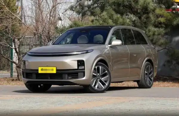 Descargar Manual de Propietario HYUNDAI Ioniq Electrico Plus 2022