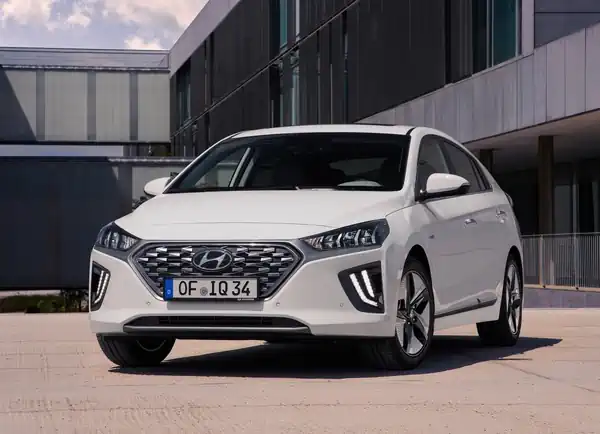 Descargar Manual de Propietario HYUNDAI Ioniq PHEV 2020