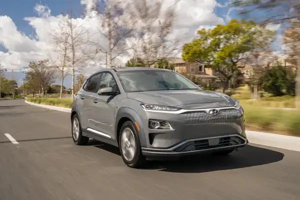 Descargar Manual de Propietario HYUNDAI Kona Ev 2021