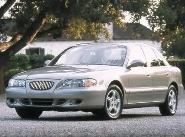 Descargar Manual de Propietario HYUNDAI Sonata 1998 en Español PDF Gratis