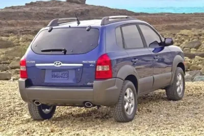 Descargar Manual de Propietario HYUNDAI Tucson 2005 en Español PDF Gratis