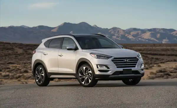 Descargar Manual de Propietario HYUNDAI Tucson 2020
