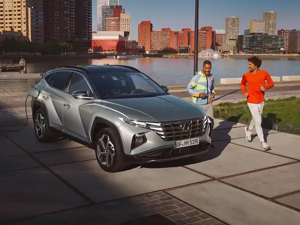 Descargar Manual de Propietario HYUNDAI Tucson Hibrido 2022