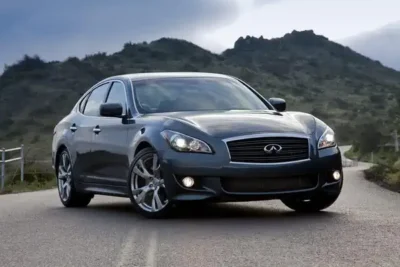 Descargar Manual de Propietario INFINITI M Hibrido 2013