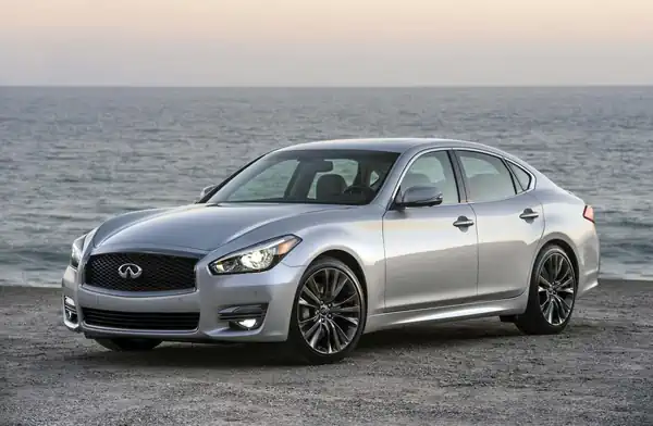 Descargar Manual de Propietario INFINITI Q70 2017