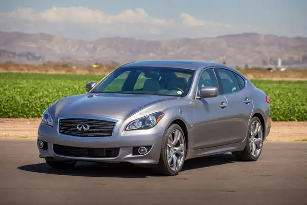 Descargar Manual de Propietario INFINITI Q70 Hibrido 2014