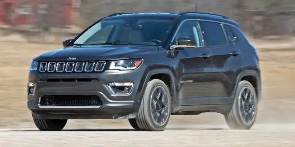 Descargar Manual de Propietario Jeep Compass 2018 en Español PDF Gratis