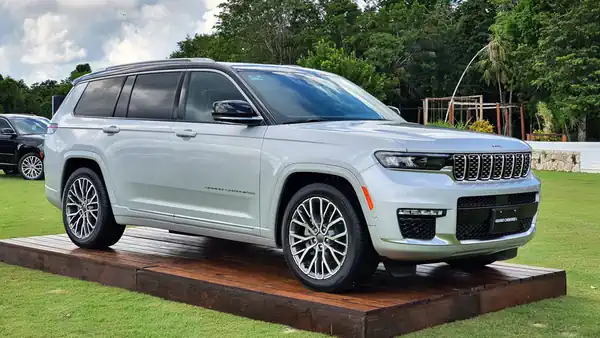 Descargar Manual de Propietario Jeep Grand Cherokee L 2022