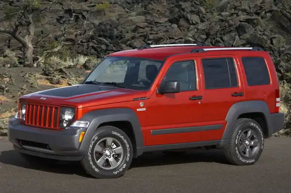 Descargar Manual de Propietario Jeep Liberty 2010