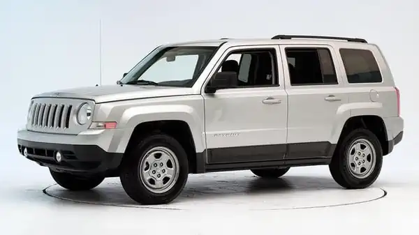 Descargar Manual de Propietario Jeep Patriot 2013 en Español PDF Gratis