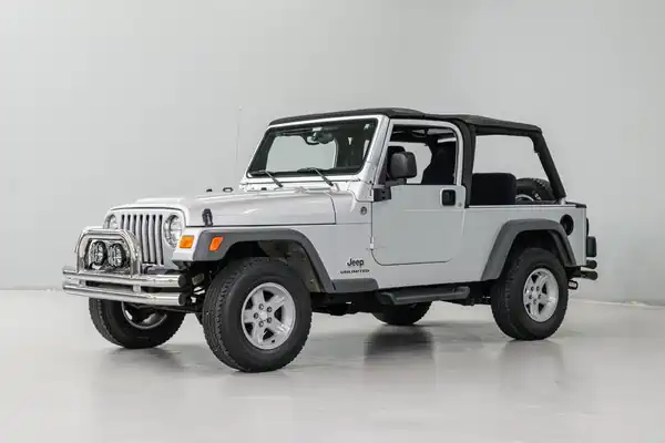 Descargar Manual de Propietario Jeep TJ 2005