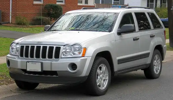 Descargar Manual de Propietario Jeep WK Grand Cherokee 2006