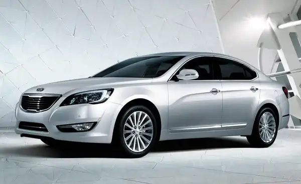 Descargar Manual de Propietario KIA Cadenza 2011 en Español PDF Gratis