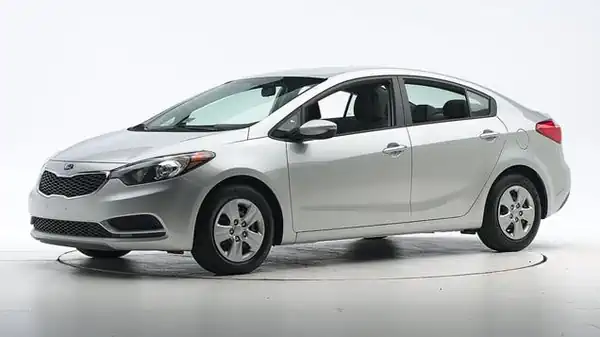 Descargar Manual de Propietario KIA Forte 2015