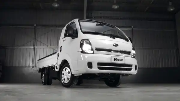 Descargar Manual de Propietario KIA K2500 2007