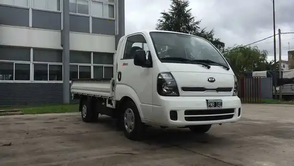 Descargar Manual de Propietario KIA K2500 2010