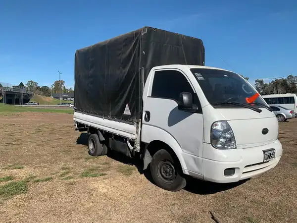 Descargar Manual de Propietario KIA K2500 2011