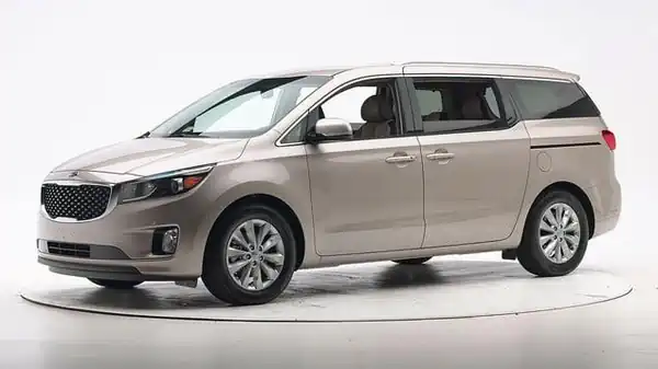 Descargar Manual de Propietario KIA Sedona 2017