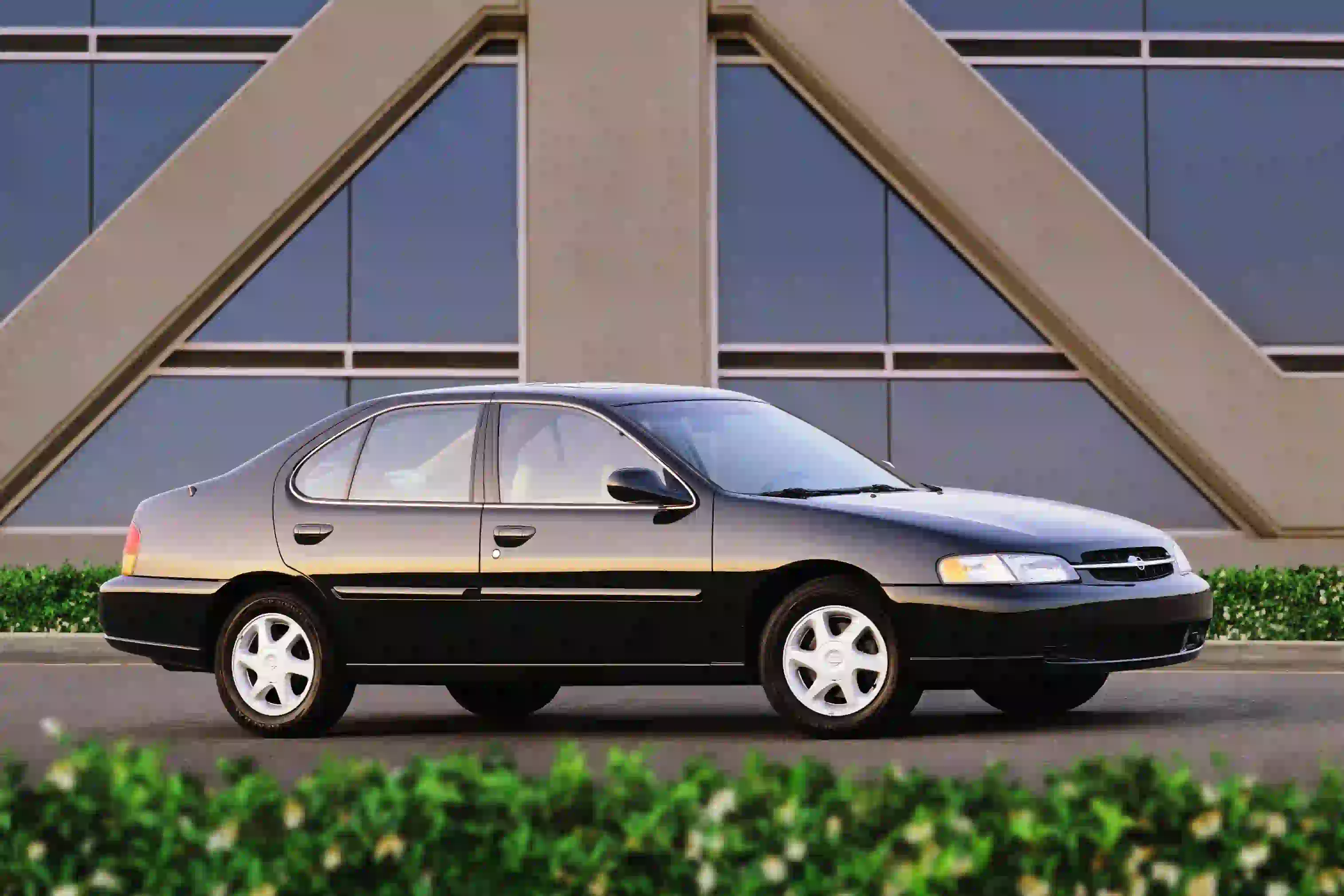 Descargar Manual de Propietario Nissan Altima 1999