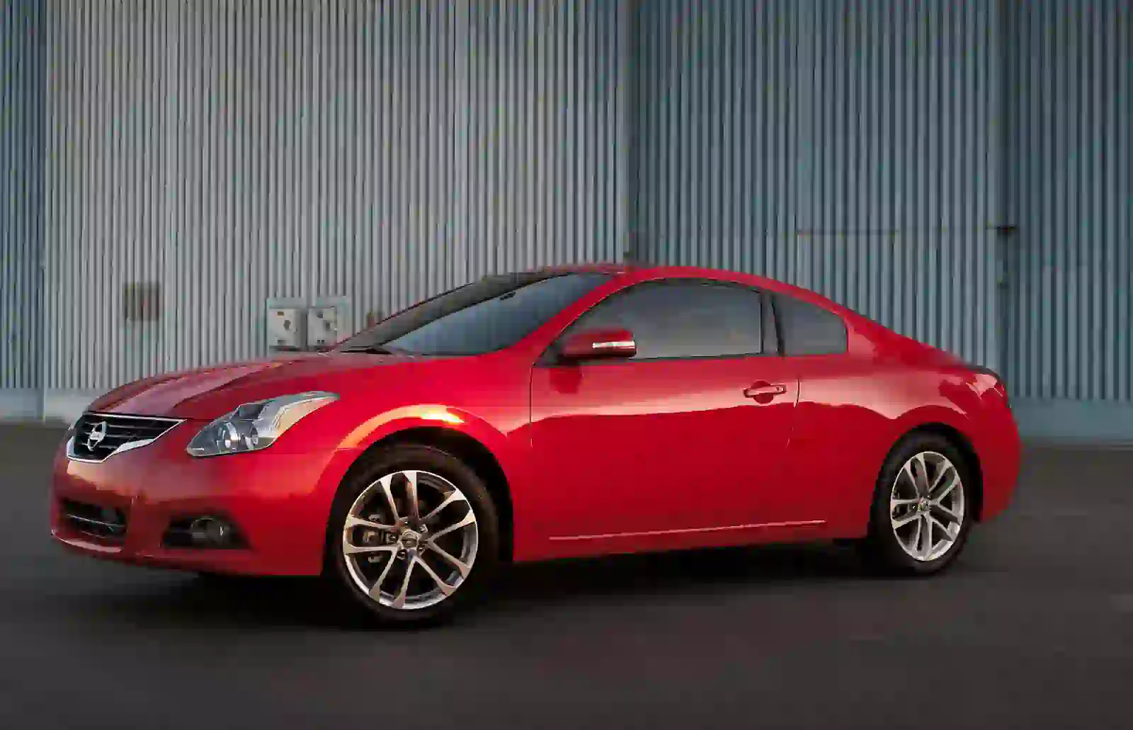 Descargar Manual de Propietario Nissan Altima Coupe 2013