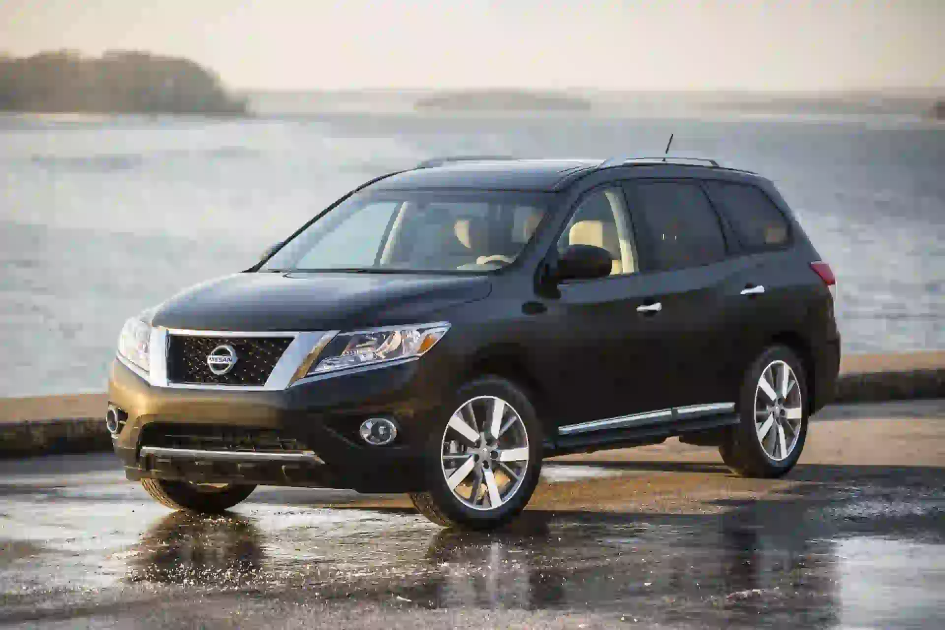 Descargar Manual de Propietario Nissan Pathfinder 2016