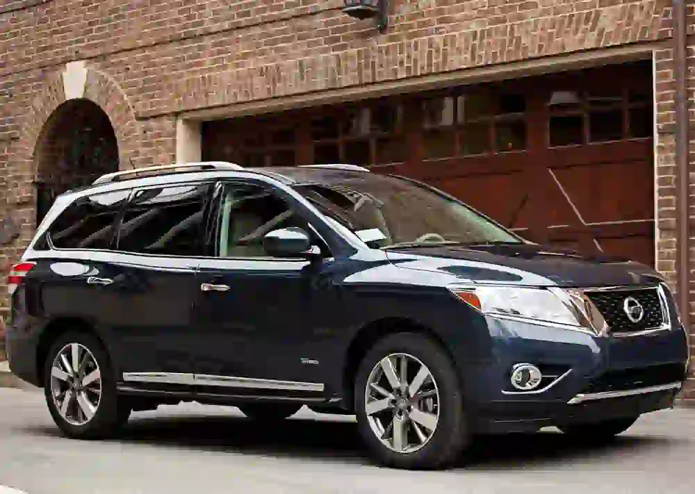 Descargar Manual de Propietario Nissan Pathfinder Hibrido 2014