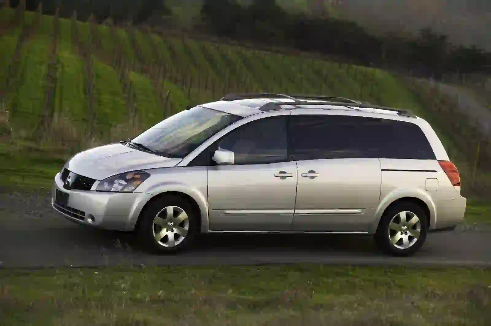 Descargar Manual de Propietario Nissan Quest 2006