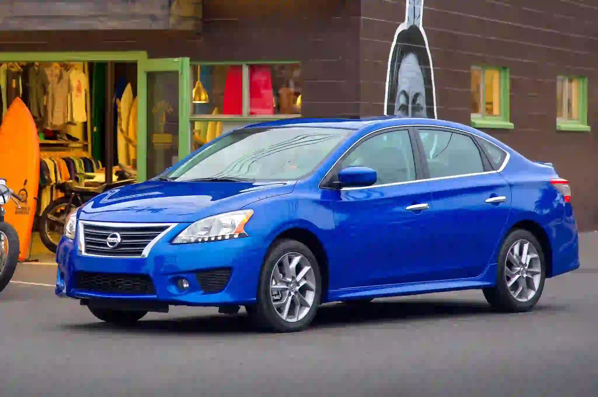 Descargar Manual de Propietario Nissan Sentra 2013