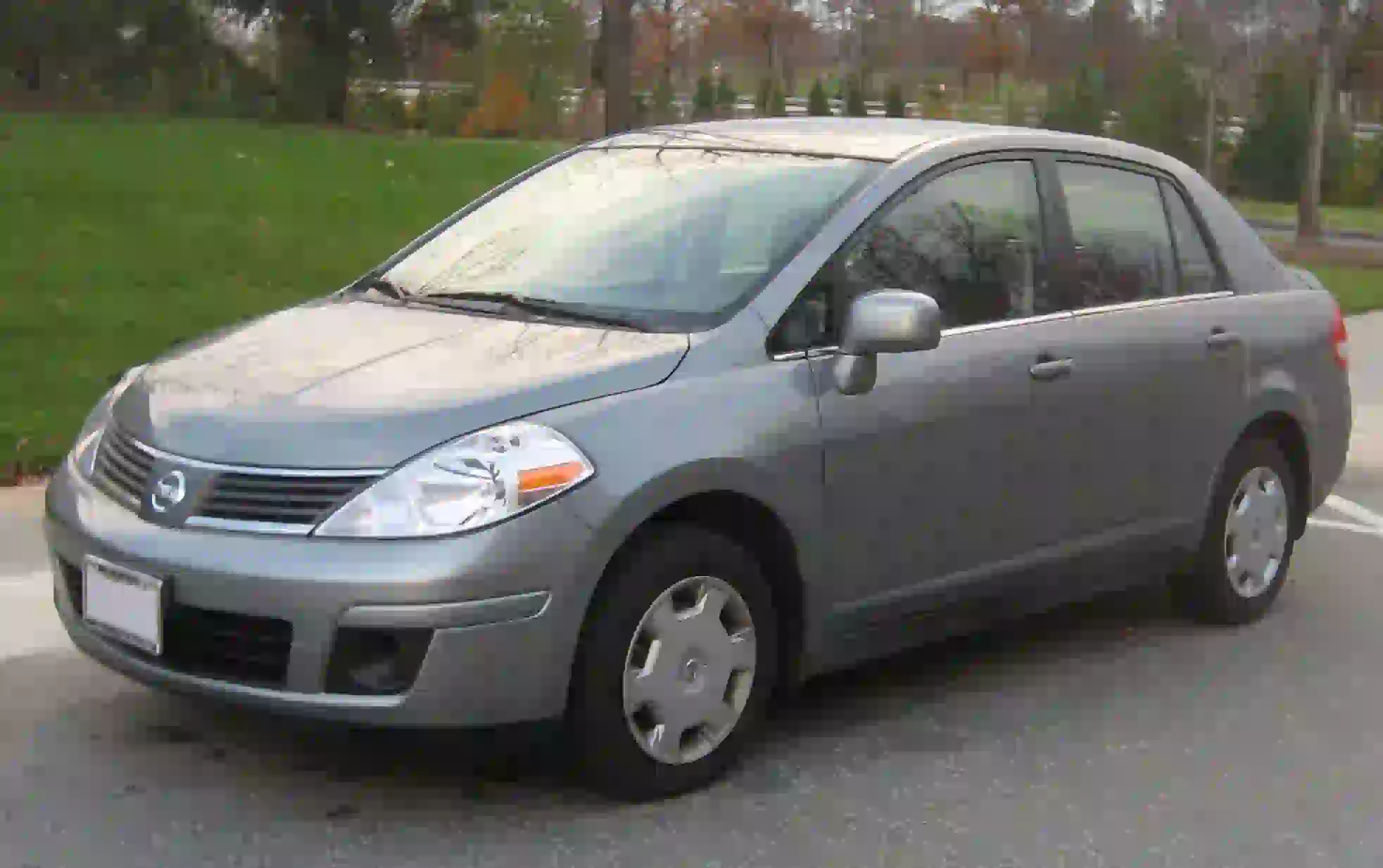 Descargar Manual de Propietario Nissan Versa 2008