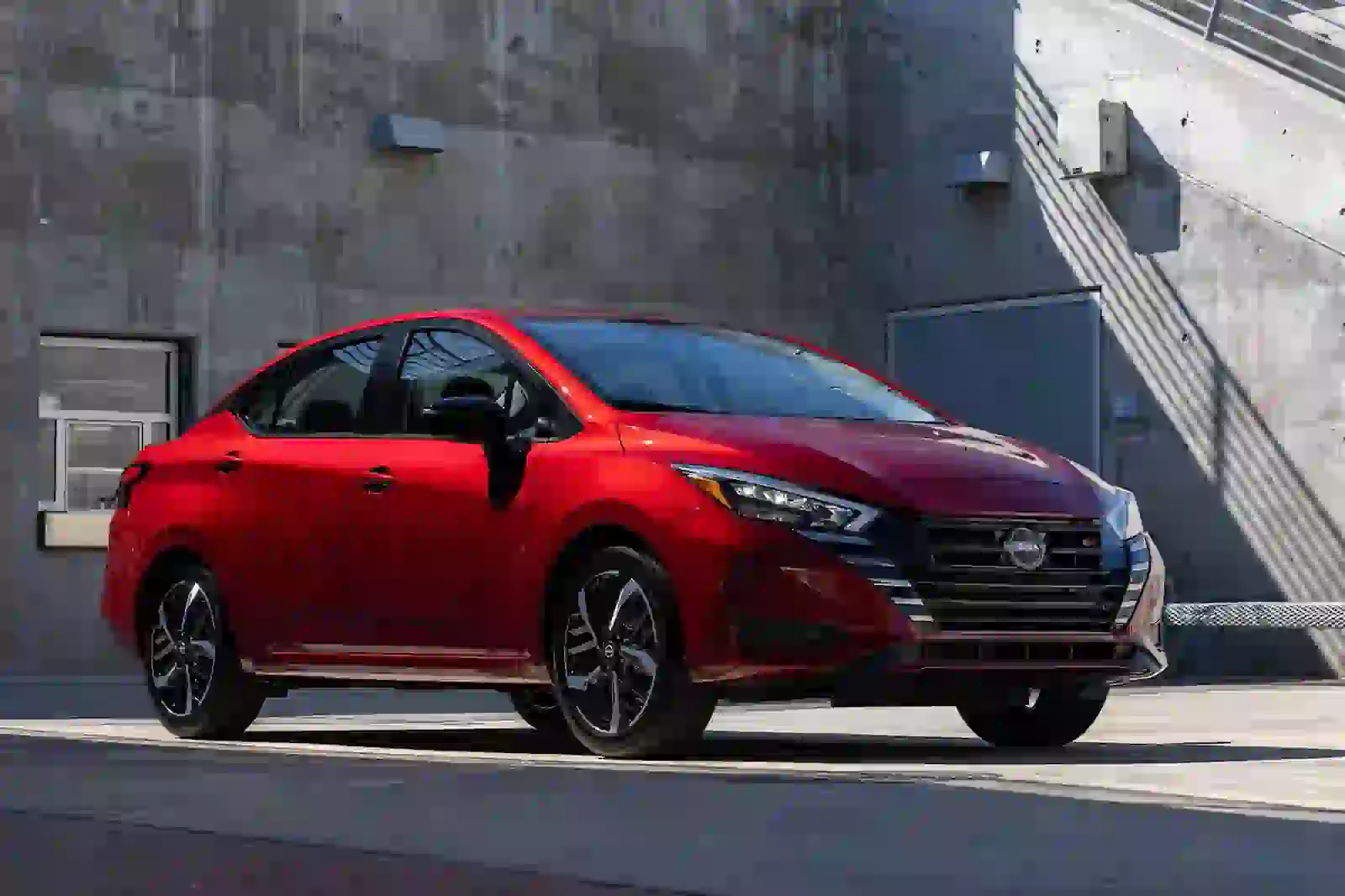 Descargar Manual de Propietario Nissan Versa 2023