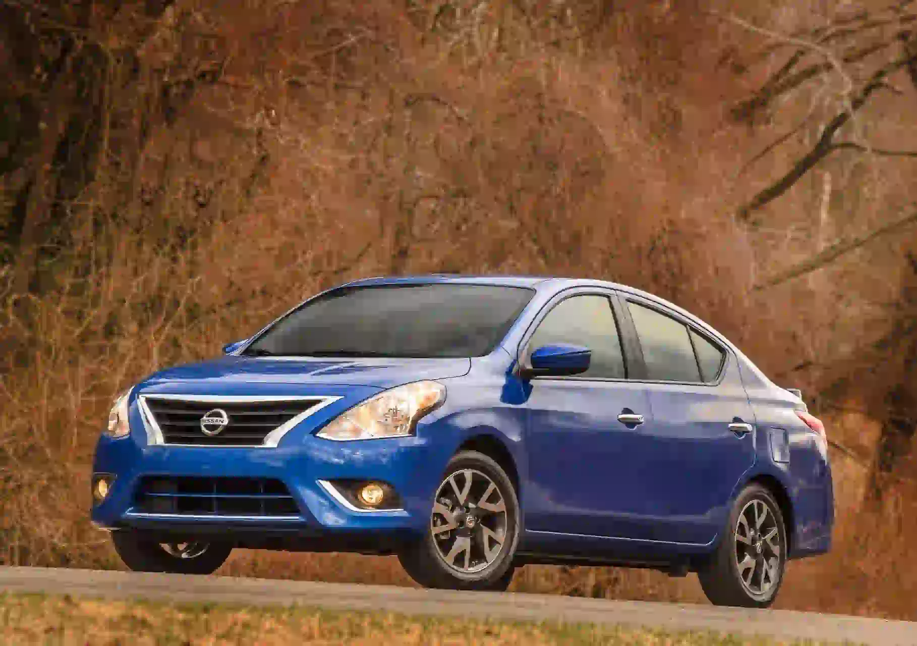 Descargar Manual de Propietario Nissan Versa Sedan 2018