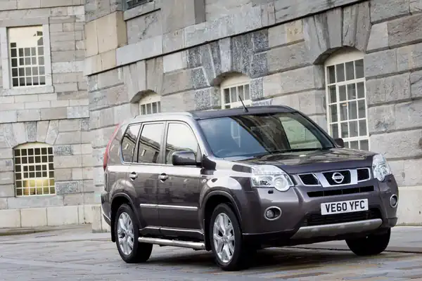 Descargar Manual de Propietario Nissan X-Trail 2012 en Español PDF Gratis