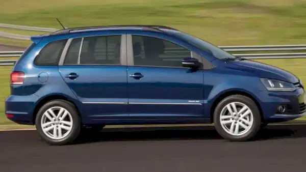 Descargar Manual de Propietario Volkswagen Suran 2015 en Español PDF Gratis