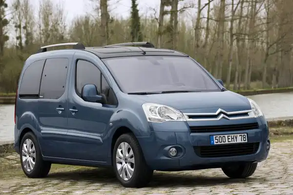 Descargar Manual de Propietario CITROEN Berlingo First Dag 2010