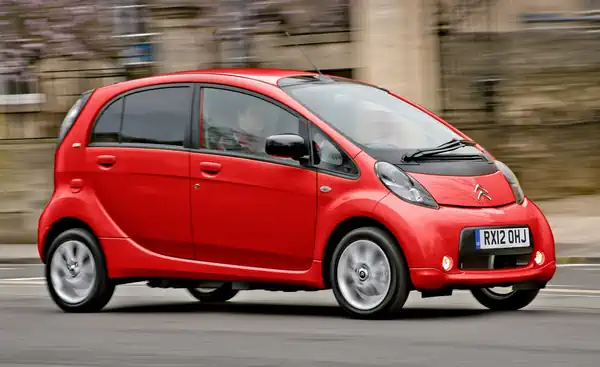 Descargar Manual de Propietario CITROEN C Zero 2018 en Español PDF Gratis
