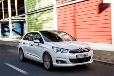 Descargar Manual de Propietario CITROEN C4 2017 en Español PDF Gratis