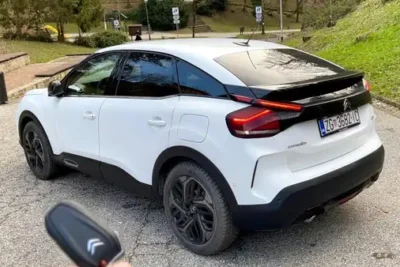Descargar Manual de Propietario CITROEN C4 2021