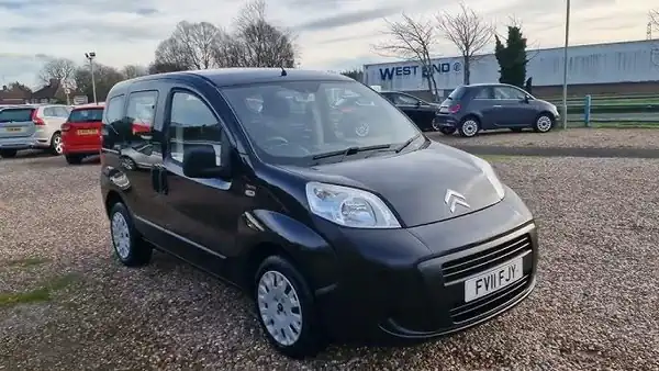 Descargar Manual de Propietario CITROEN Nemo 2011 en Español PDF Gratis