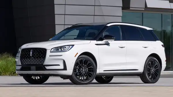Descargar Manual de Propietario LINCOLN Corsair 2023
