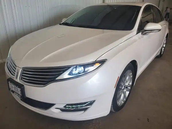 Descargar Manual de Propietario LINCOLN MKZ 2016