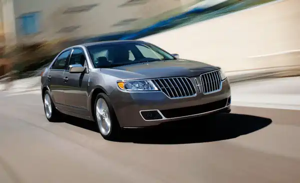 Descargar Manual de Propietario LINCOLN MKZ Hibrido 2011