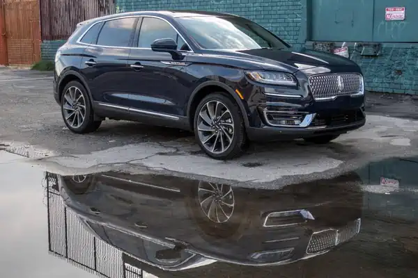 Descargar Manual de Propietario LINCOLN Nautilus 2019